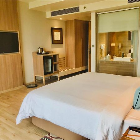 Bellevue Sarovar Premiere Junagadh Ngoại thất bức ảnh