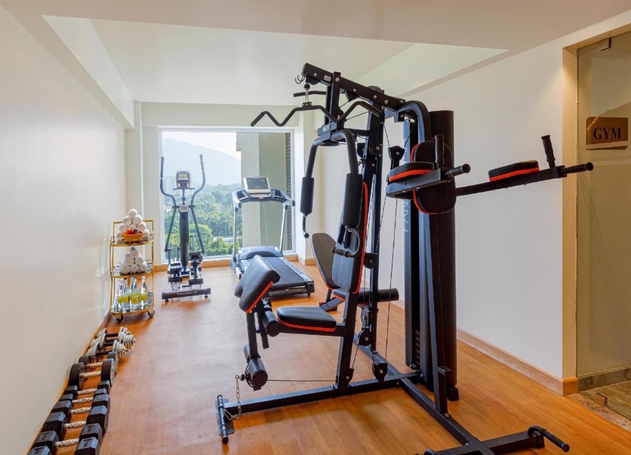 Bellevue Sarovar Premiere Junagadh Ngoại thất bức ảnh