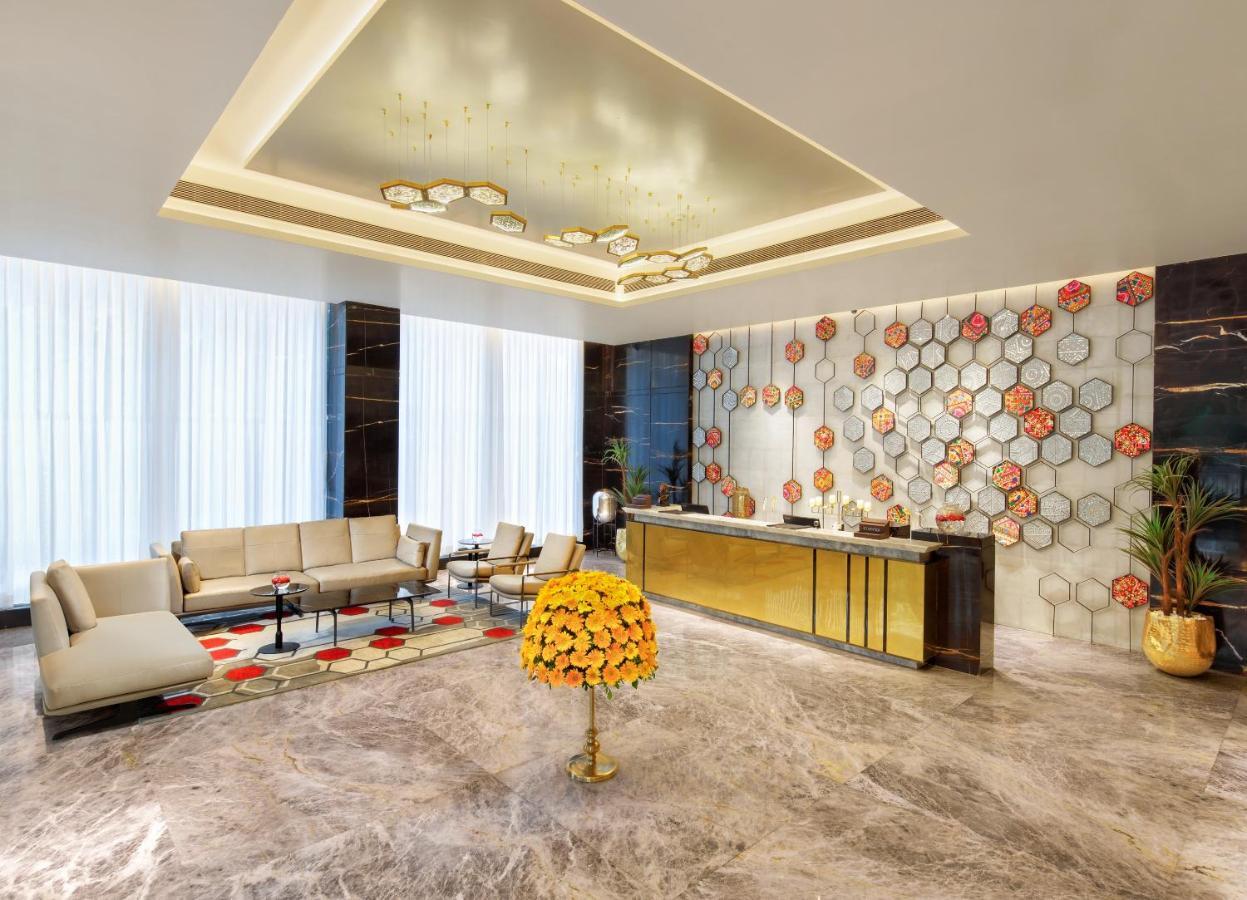 Bellevue Sarovar Premiere Junagadh Ngoại thất bức ảnh